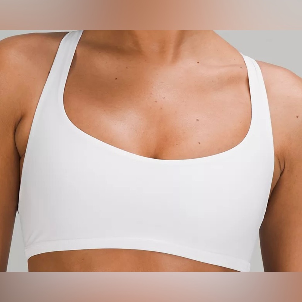 Authentic Lululemon Free to be Wild Bra in white- SIZE 8 🤍